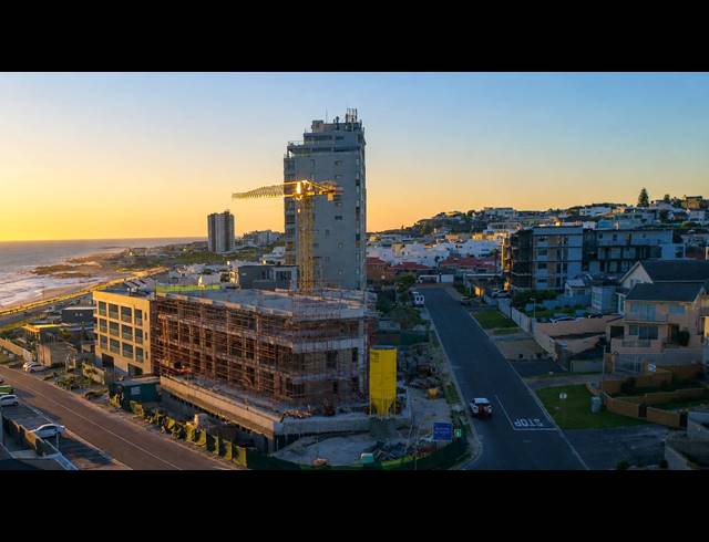 2 BEDROOM PENTHOUSE FOR SALE IN BEACHFRONT